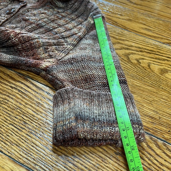 Ponsesa hoodie style sweater.  Cable knit brown & tan.  Size large. - Picture 8 of 12